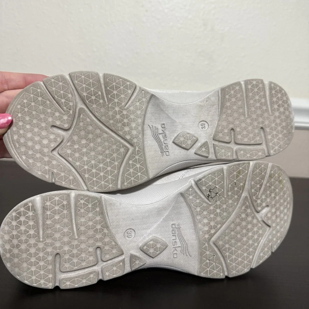 Dansko Audra Shoes Gray‎ Suede Leather Sneakers Size 39 EUR 8.5 / 9 Women's